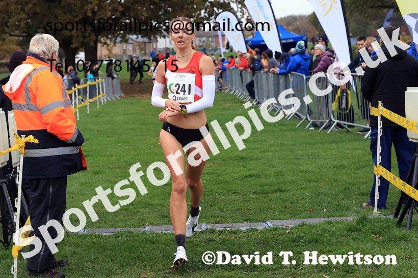 Senior Womens relay, 2025 Northern Cross Country Relays, Graves Park, Sheffield. Photo: David T. Hewitson/Sports for All Pics